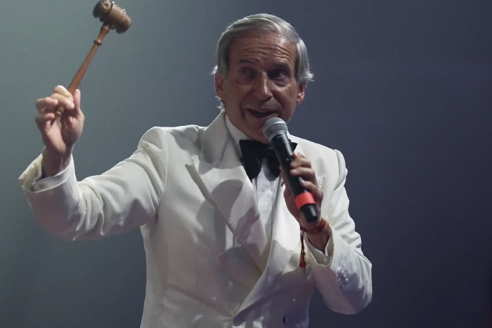 Doc on “Mick Jagger”of auction world Simon de Pury heads to Cannes market