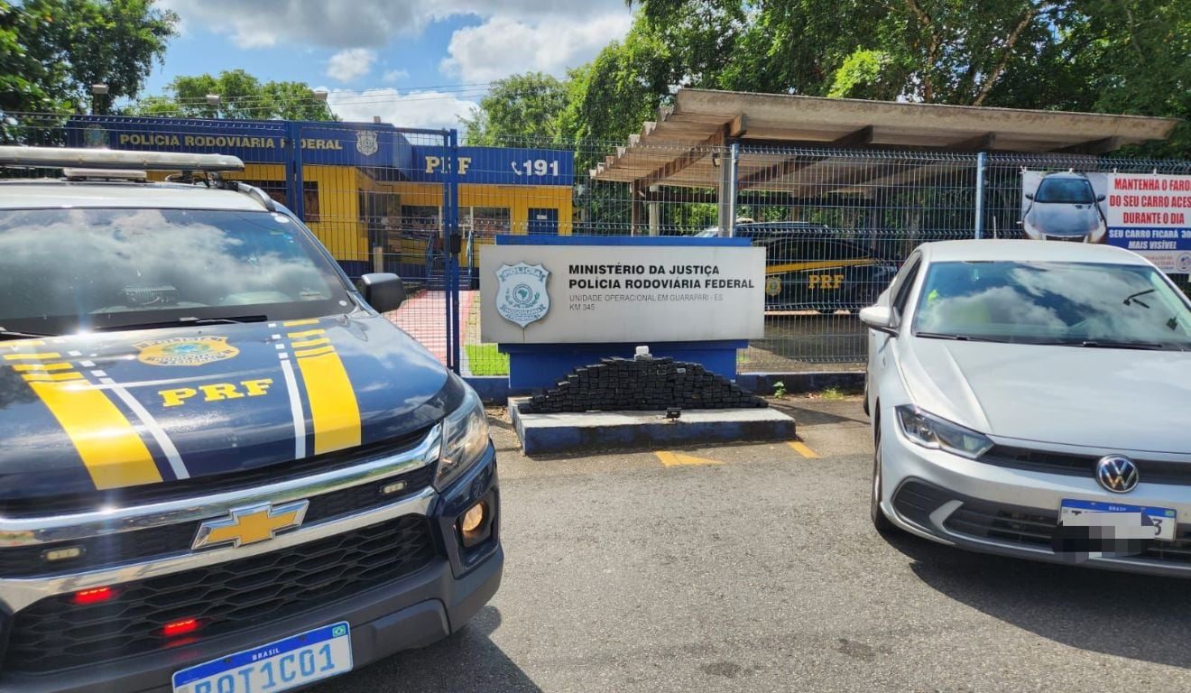 Casal é preso com mais de 100 quilos de maconha em Guarapari