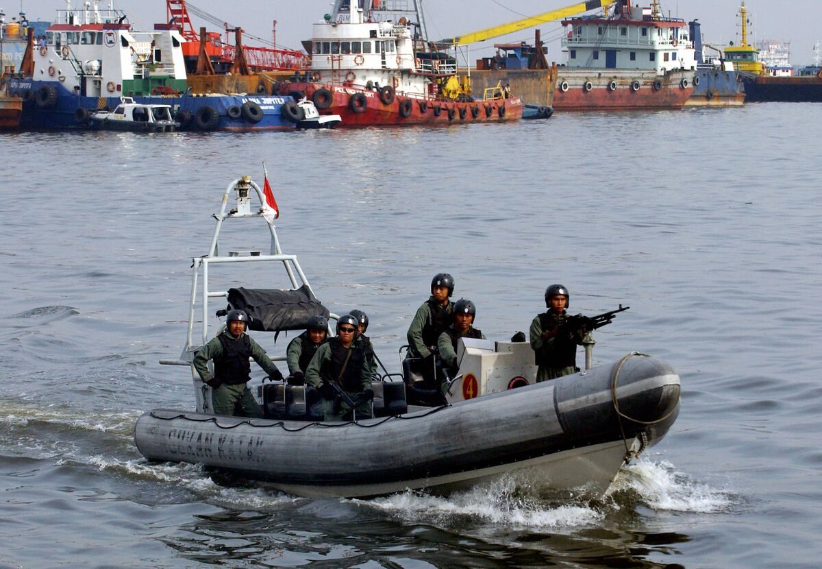 How Asia Should Deal With the ‘Malacca Dilemma’