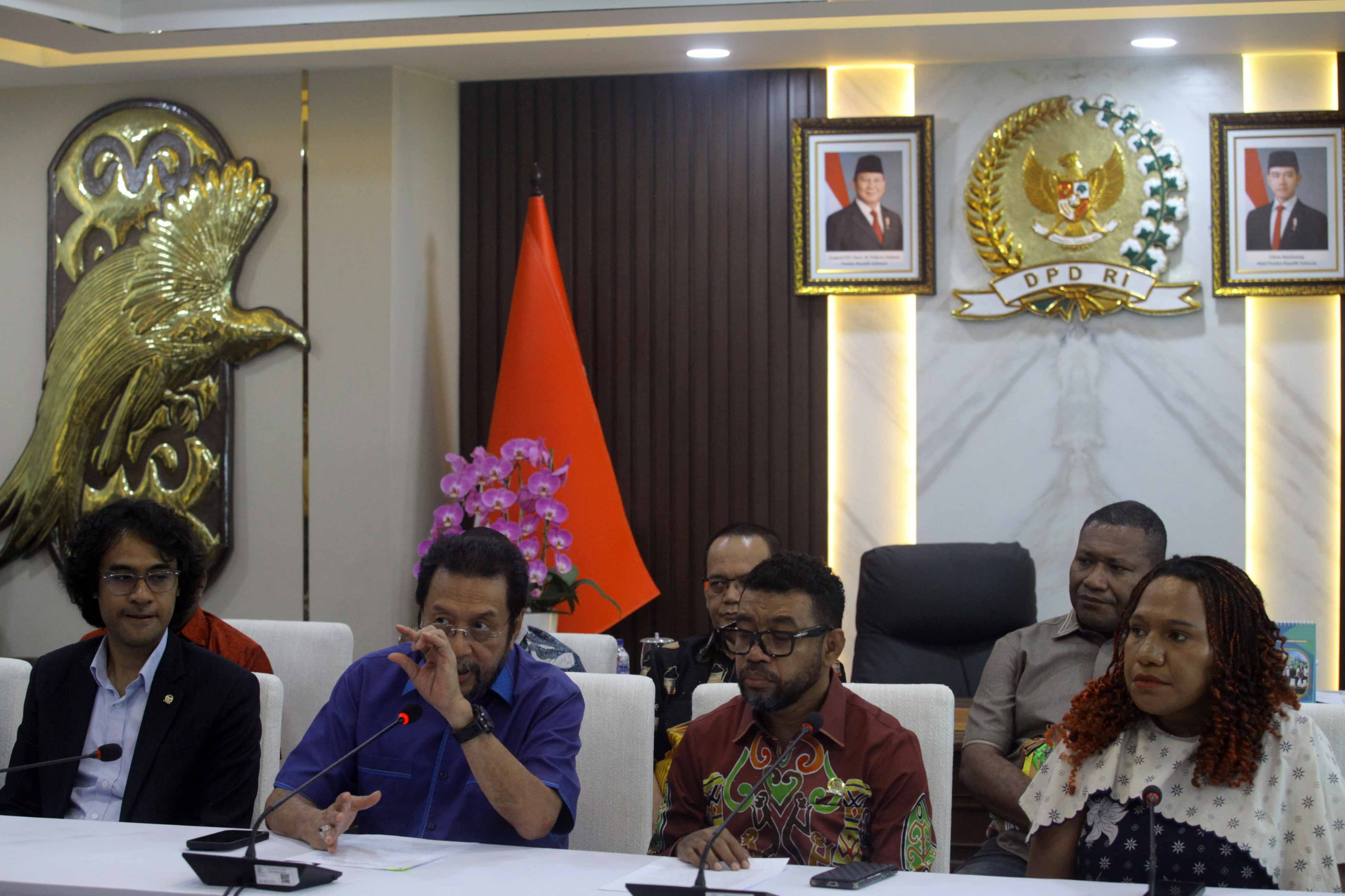 Foto: Senator Asal Papua Desak Pemerintah Segera Selesaikan Konflik Papua