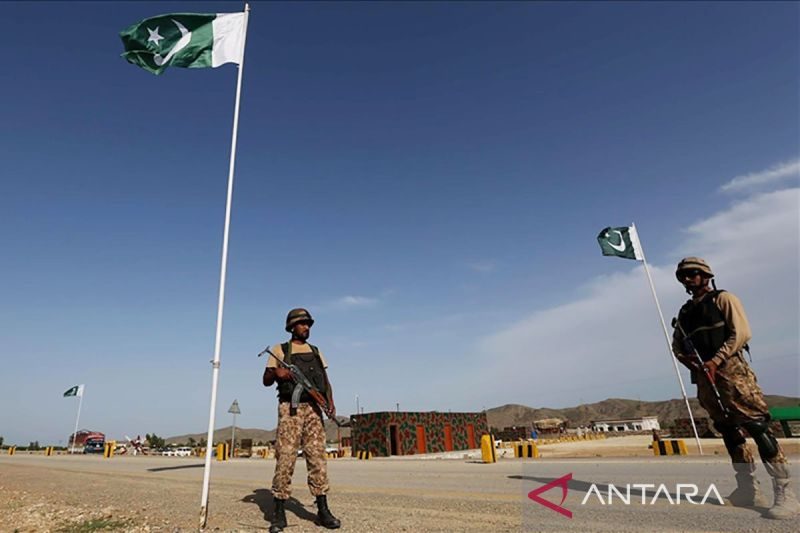 Pakistan klaim berhasil menguji coba rudal jelajah udara Taimoor
