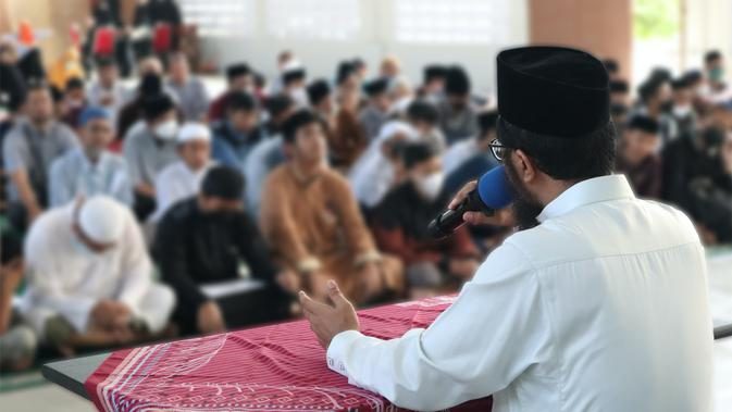 Panduan Lengkap Bacaan Penutup Khutbah Jumat yang Benar agar Sah dan Sesuai Sunnah