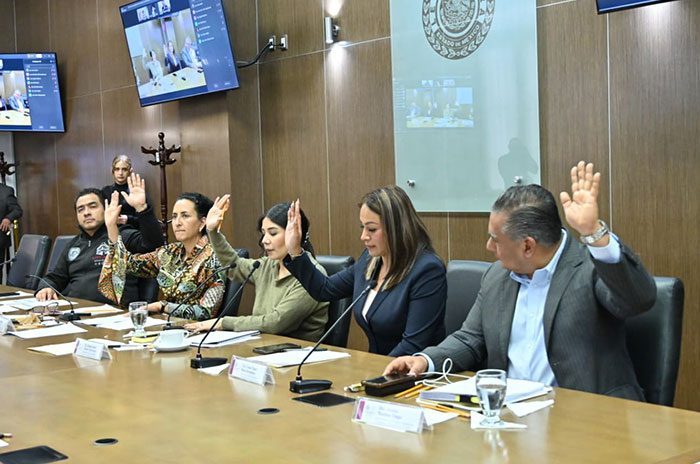 Nepotismo será falta grave en Edoméx; estos años podrían inhabilitar a quien contrate familiares
