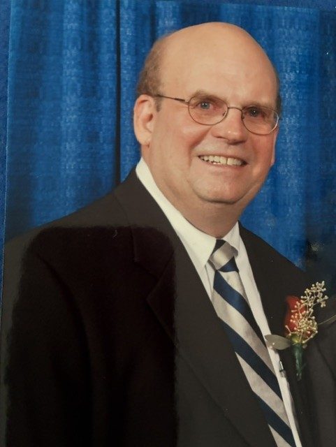 International and first-generation college students at NKU are inaugural recipients of scholarship named for first Northern Kentucky Tri-ED president