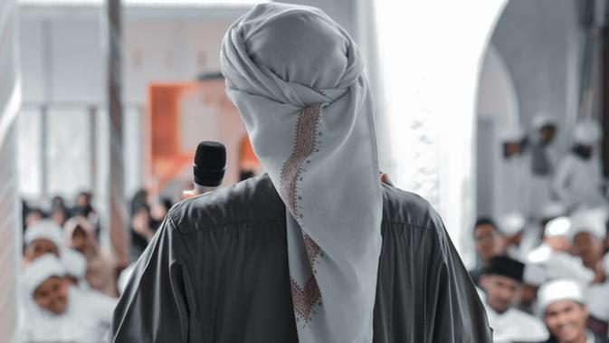 Teks Khutbah Jumat Singkat tentang Rezeki Halal Jadi Super Relevan untuk Umat Saat Ini