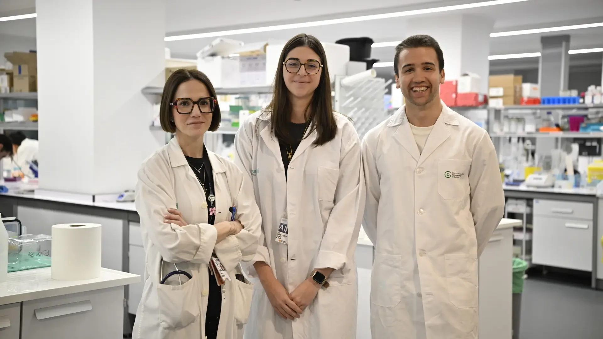 Tres jóvenes científicos aragoneses: "Es una suerte dedicarse a la investigación con un contrato"