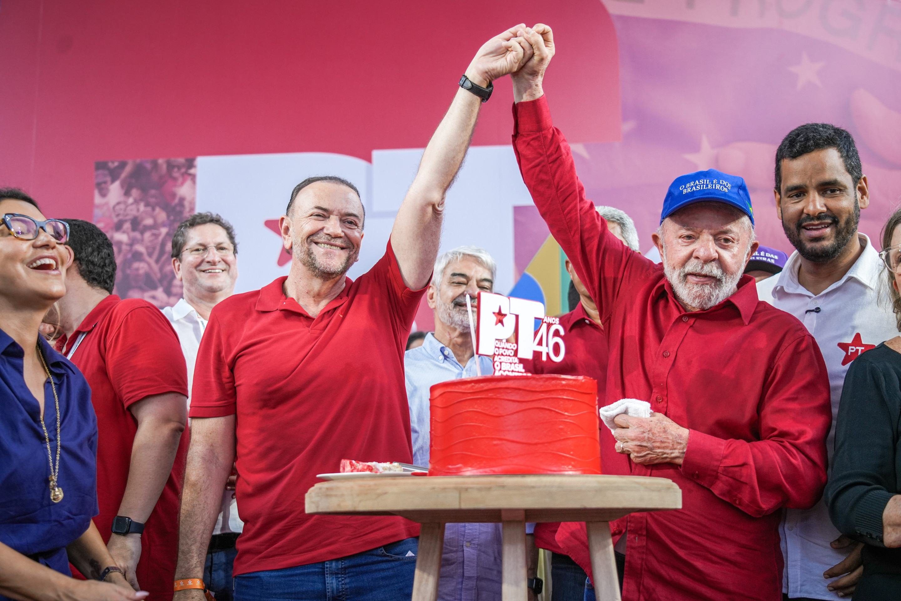 PT propõe Selic abaixo de 10% e fim de "bets" em diretrizes para 2026