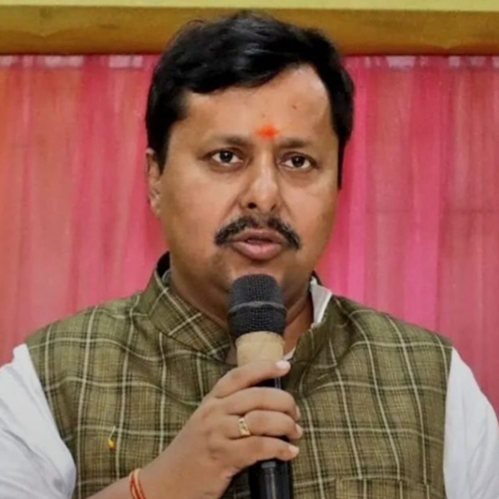 राष्ट्रीय अध्यक्ष बनने पर 1986 में आए थे वाजपेयी, आडवाणी दो बार आ चुके