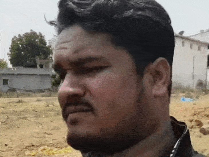 बालाघाट के कंसुली में महापुरुषों की प्रतिमाएं तोड़ी:बच्चे ने आरोपियों को देखा; ज्योतिबा फुले और सवित्री फुले की मूर्ति दूर फेंकी