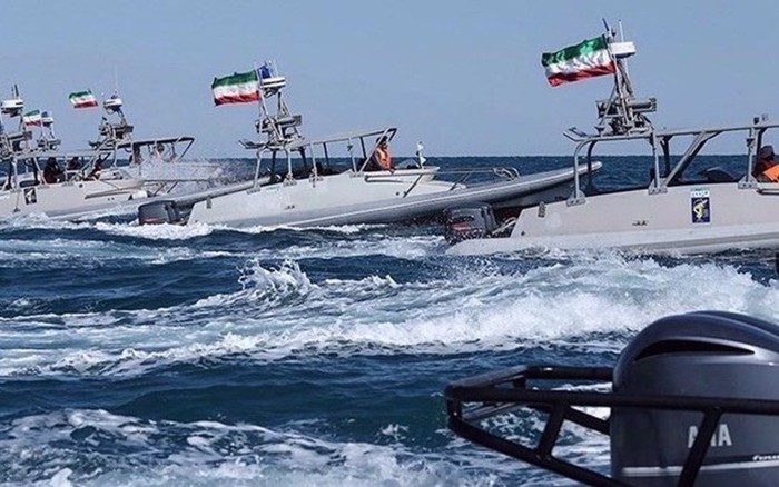 Chánh án Iran nêu lý do tàu chiến Mỹ không dám tiếp cận eo biển Hormuz
