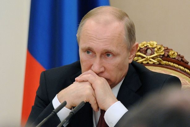Putin loyalist warns of '1917-style' bloody revolution as Russian economy implodes