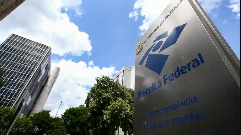 Leilão da Receita Federal: como comprar produtos apreendidos