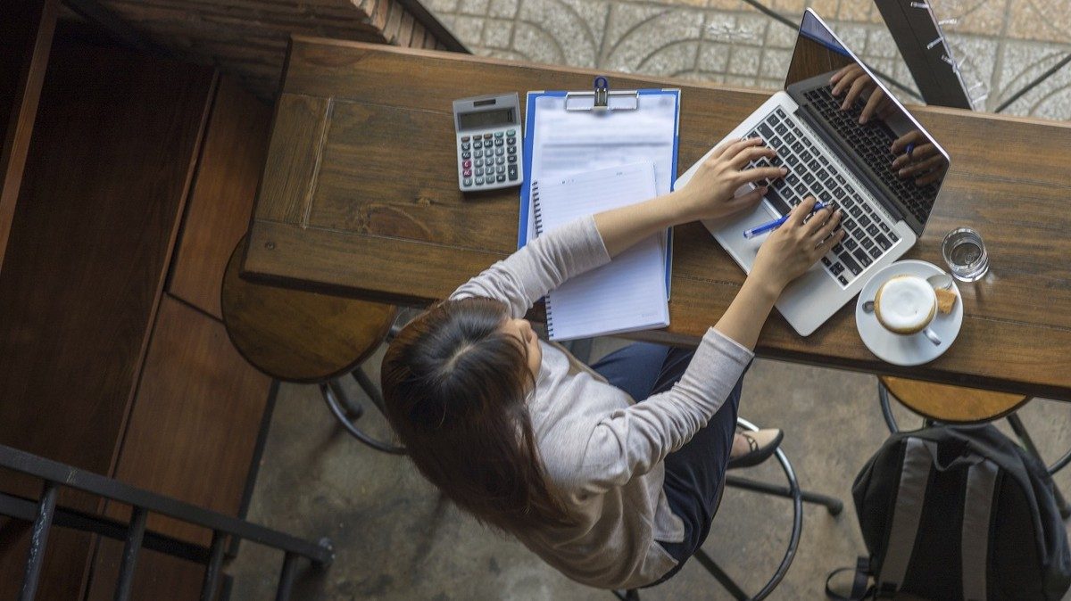 El proceso para buscar trabajo sin experiencia y qué empresas dan la primera oportunidad