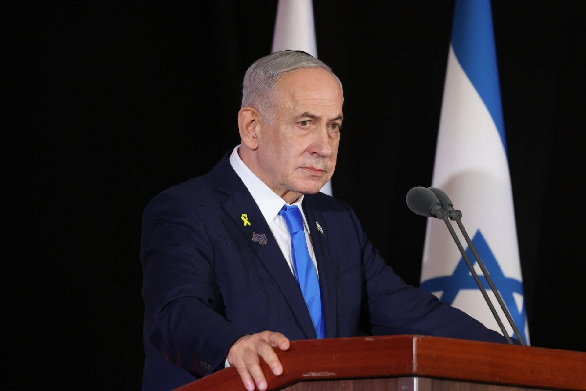 Netanyahu ordena Exército atacar 'com força' Hezbollah no Líbano'