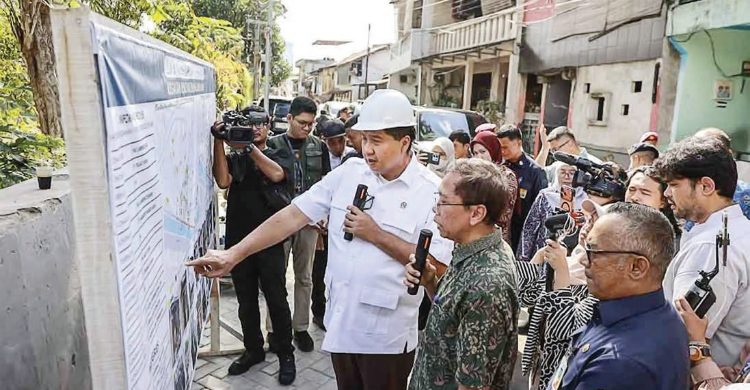 Kunjungi Kampung Padat Di Menteng Ara Kebut Bedah Rumah Dan Bantu Usaha Warga