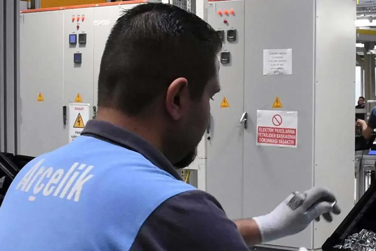 Beko'nun kârı artıyor, yan sanayi işçisi 16 saat çalışıyor