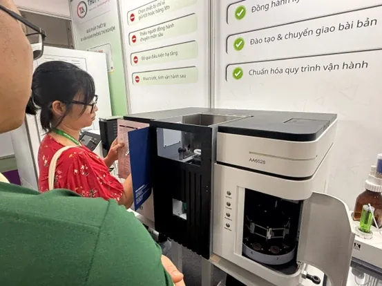 Vì sao thiết bị tốt vẫn chưa đủ: Cách PEAK giải bài toán hiệu quả phòng thí nghiệm
