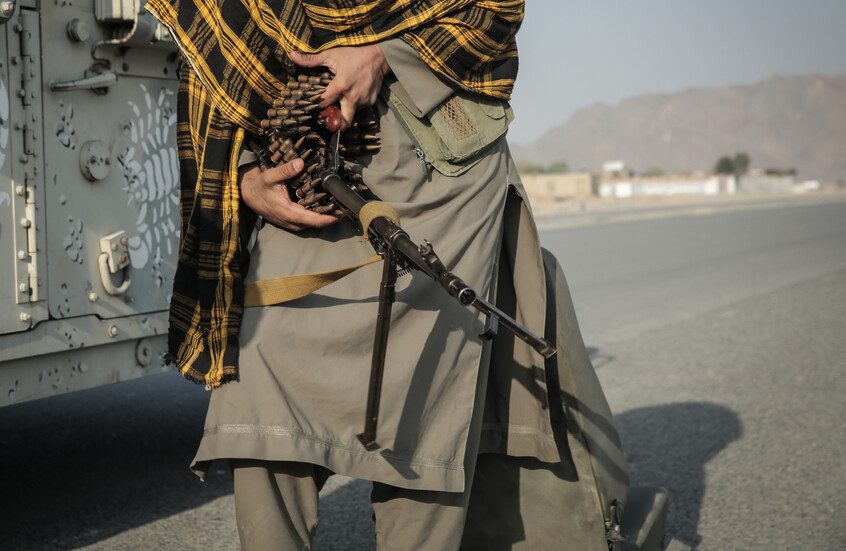 مسؤولون أفغان: مقتل 7 أشخاص وإصابة 85 آخرين بقصف باكستاني شمال شرقي البلاد
