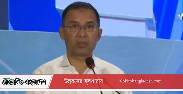 ফ্যাসিবাদী শাসনের অবসানের পর গণতন্ত্রের পথে হাঁটছে বাংলাদেশ: প্রধানমন্ত্রী