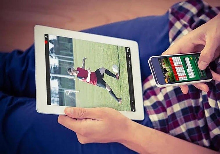 Una encuesta entre 782 adolescentes muestra el poder de los 'tipsters', los gurús de las apuestas