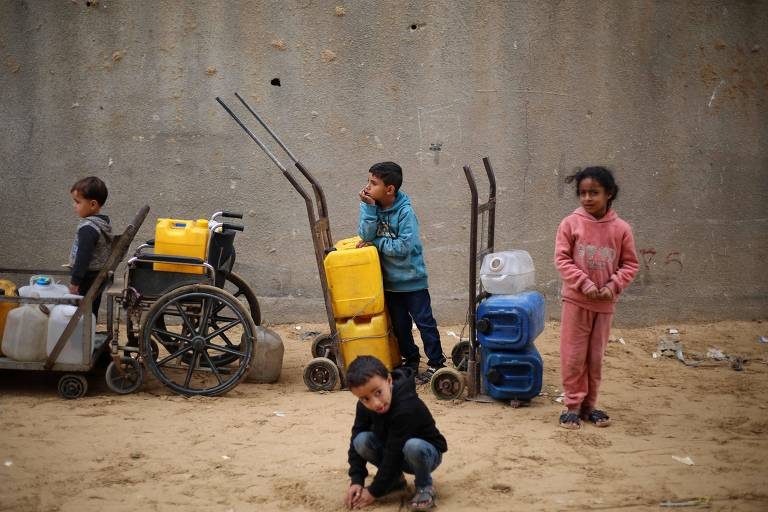 Israel usou privação à água como arma de guerra em Gaza, aponta relatório dos Médicos Sem Fronteiras
