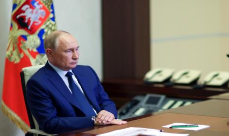 Temui Aragchi, Putin: Rusia akan Bertindak demi Kepentingan Iran dan Kawasan