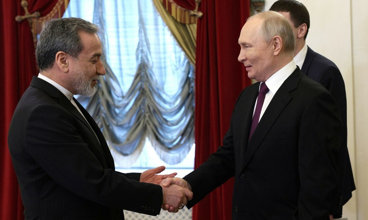 Ông Putin nói đã nhận được thông điệp từ Lãnh tụ Tối cao Iran