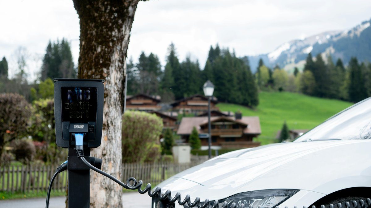 Bientôt une alternative au lithium ? Des chercheurs avancent sur le développement de batteries au sodium plus durables, moins chères et plus sûres