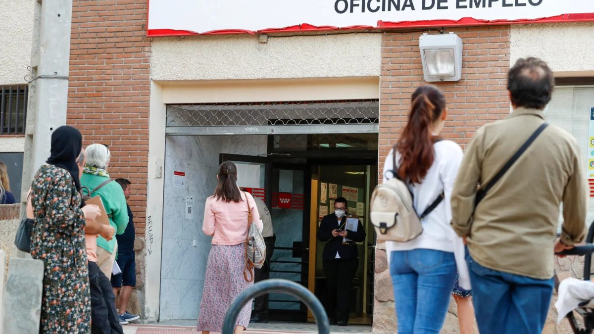 El paro sube este trimestre en 231.500 personas y alcanza los 2,7 millones de desempleados