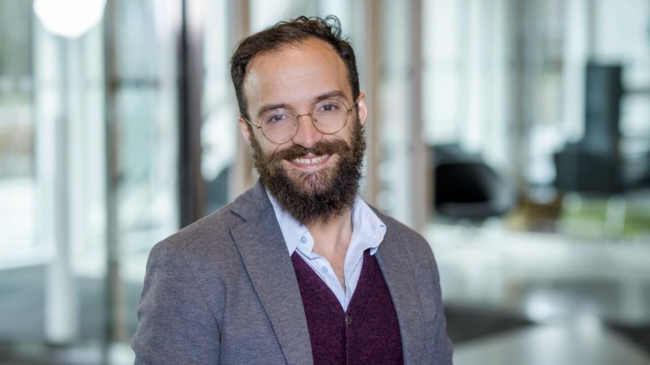 Cientista português premiado por abordagem revolucionária contra o cancro