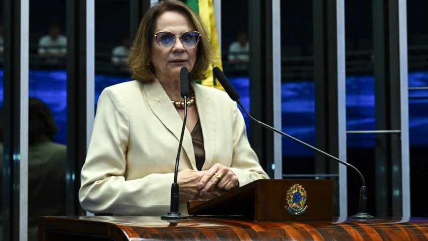 Damares apoia Michelle e Bia Kicis para disputa ao Senado no DF