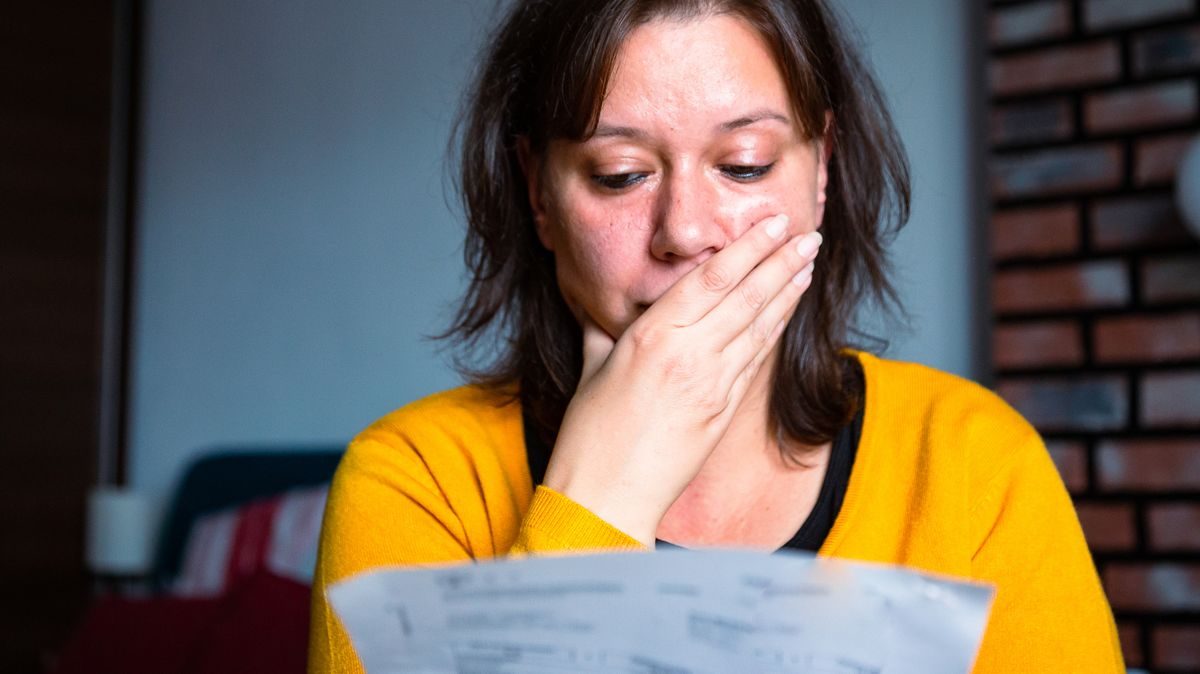 People born between 2002 and 2008 issued money warning - 'you could be paying too much'