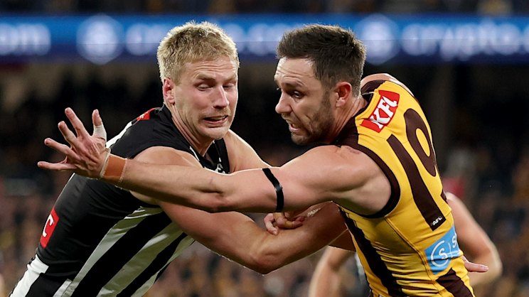 AFL LIVE: Collingwood take on Hawthorn in MCG blockbuster