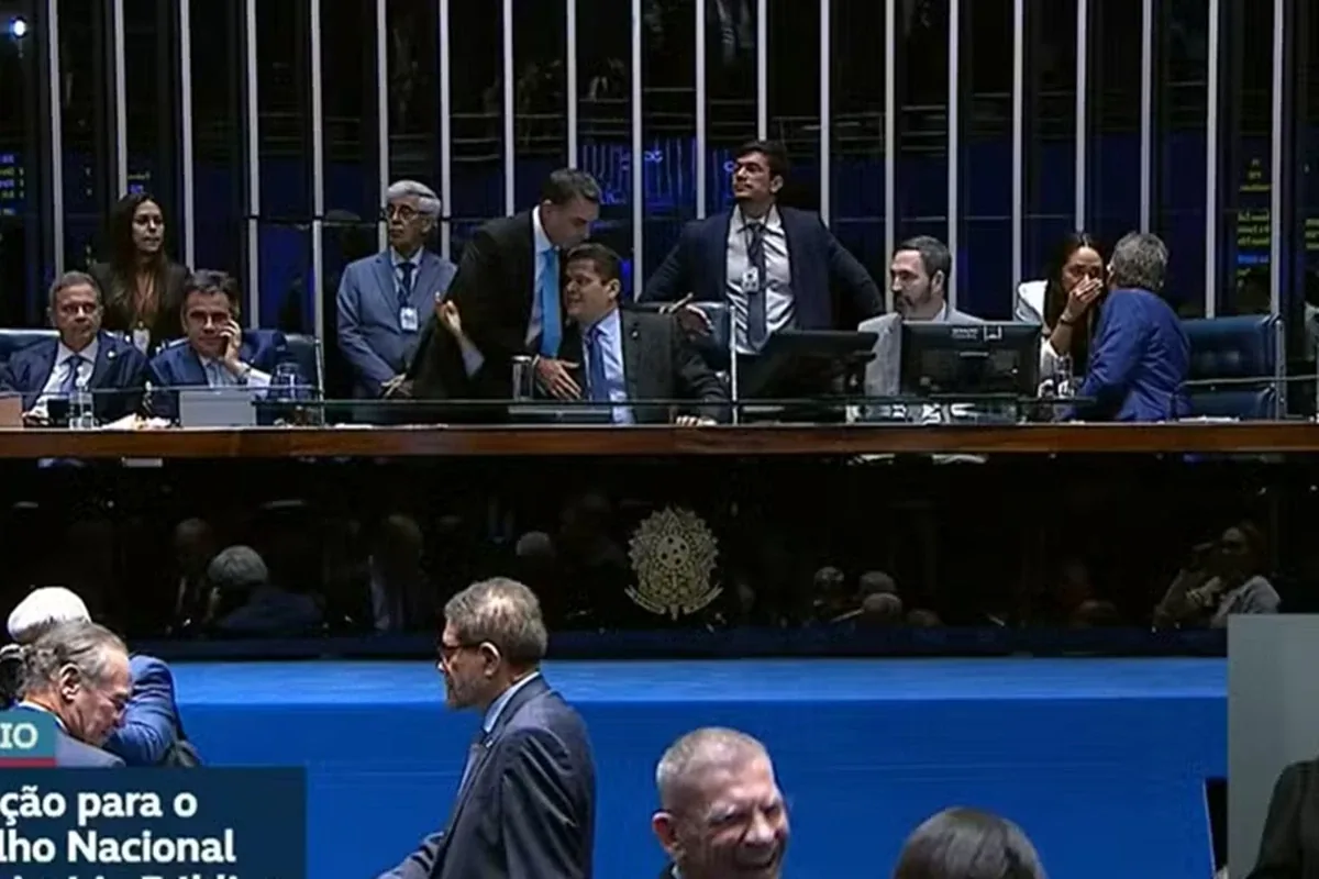 Veja reação de Alcolumbre após rejeição de Messias ao STF. Vídeo