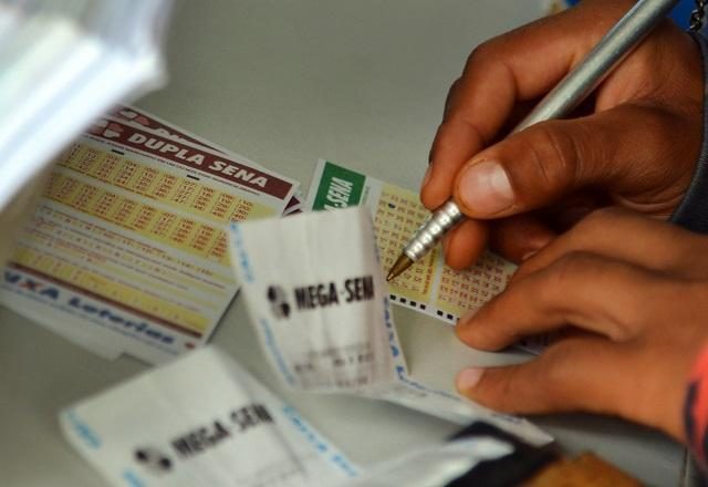Mega-Sena sorteia prêmio de R$ 130 milhões nesta quinta (30)