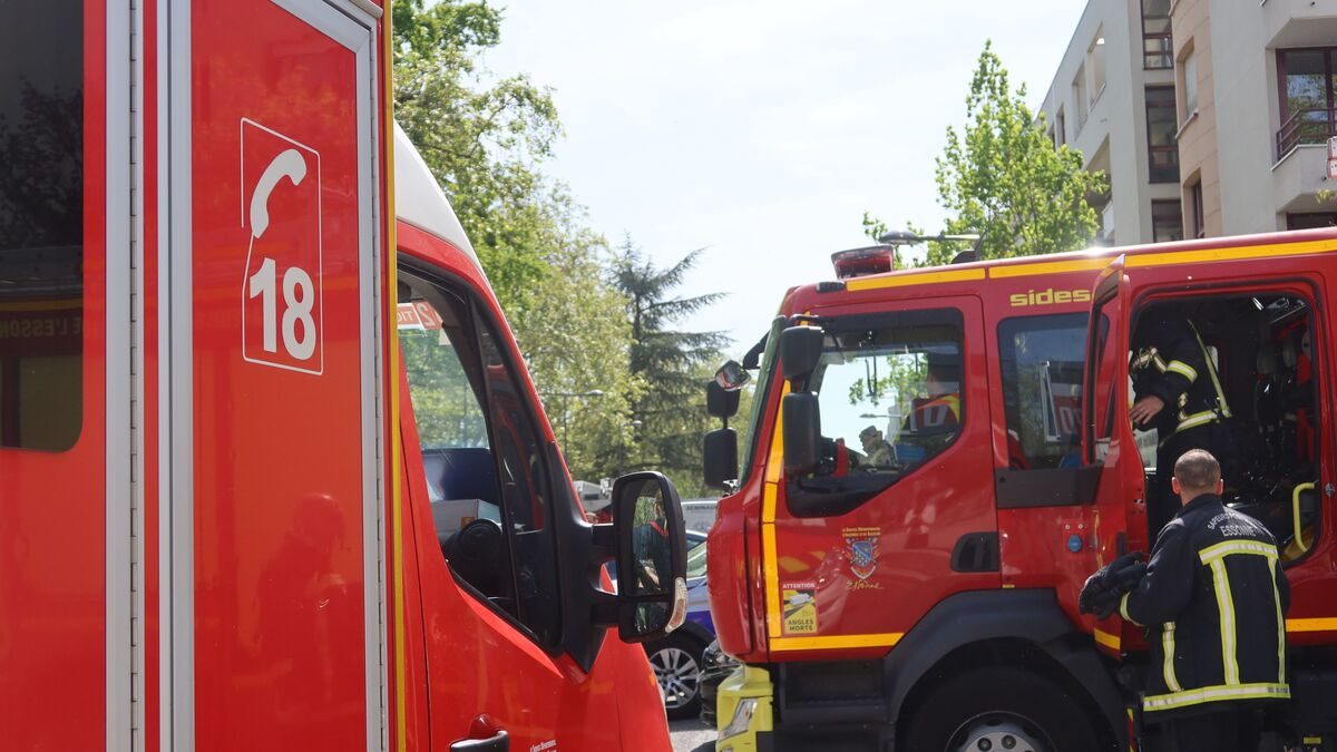 Incendie en cours dans une caserne militaire de la Marne, où doit se rendre Emmanuel Macron