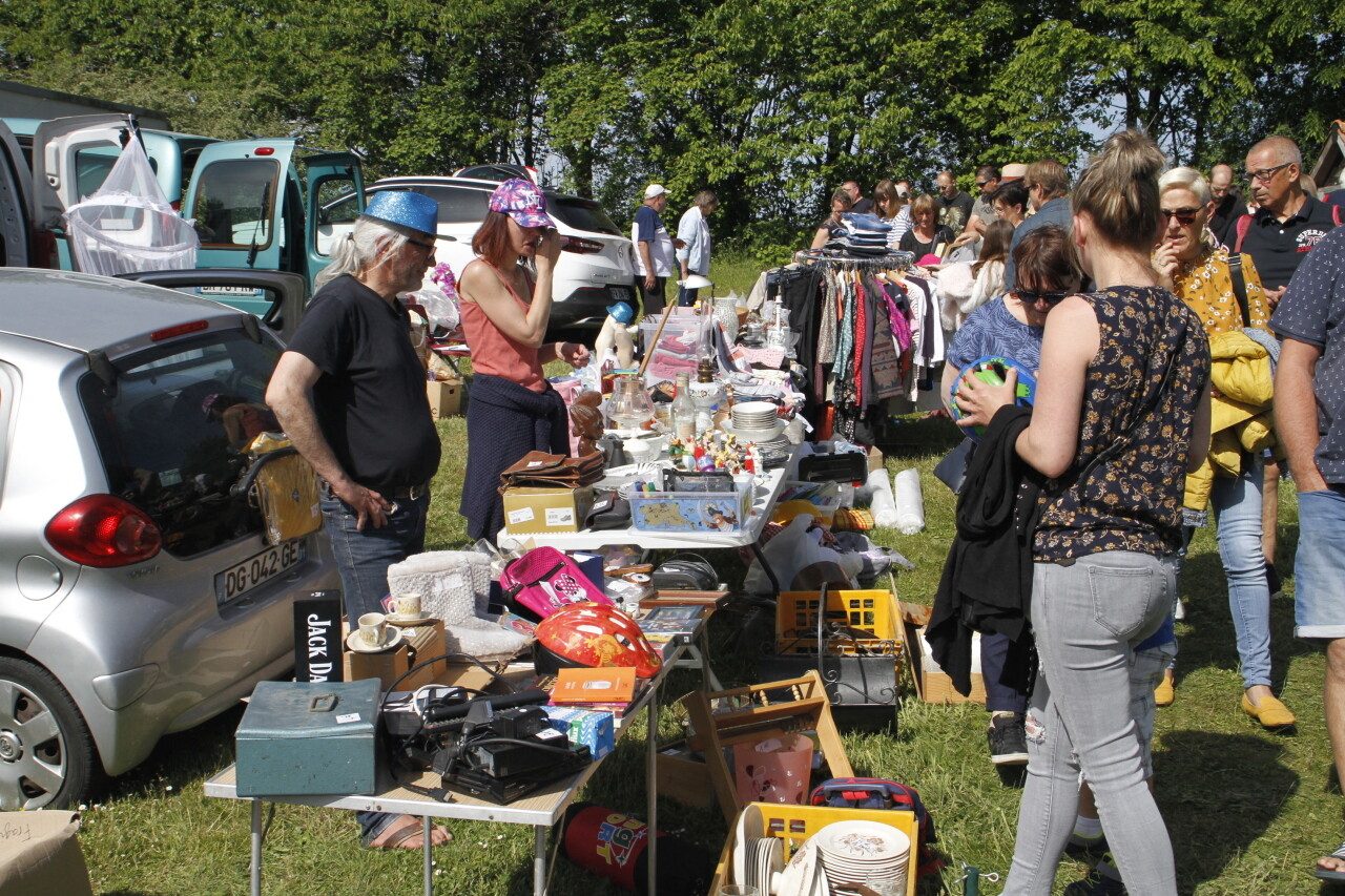 Votre agenda des brocantes et vide-greniers pour le long week-end du 1er mai