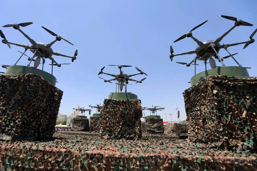 Medan Perang Senyap: Bagaimana Senjata Otonom Mengubah Wajah Perang Sebelum Aturannya Disepakati